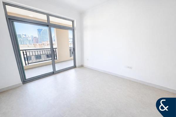 Fully Upgraded | Vacant |  Best Layout