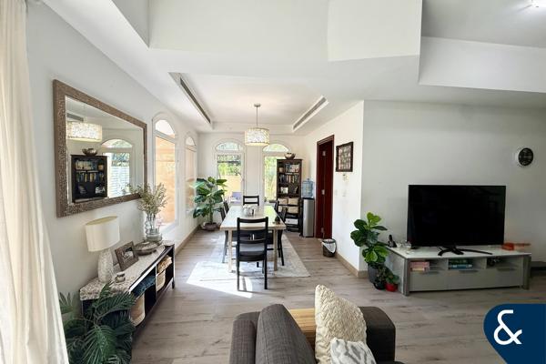 Exclusive | Single Row| Extended | 3 Beds