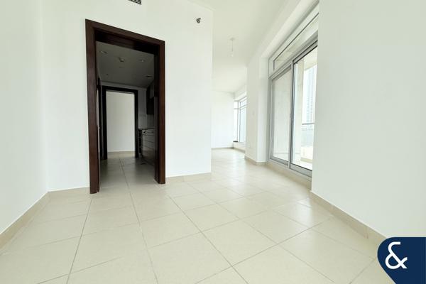 Large One Bedroom | Upgraded | Sold Vacant