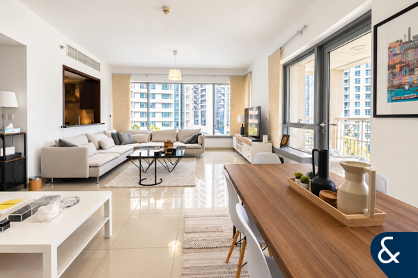 One Bedroom + study | Unfurnished | October
