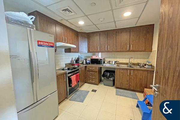 Vastu | Large Two Bedroom | High Floor