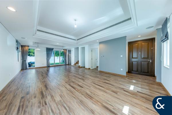 Upgraded Kitchen | Corner Unit | Vacant Now