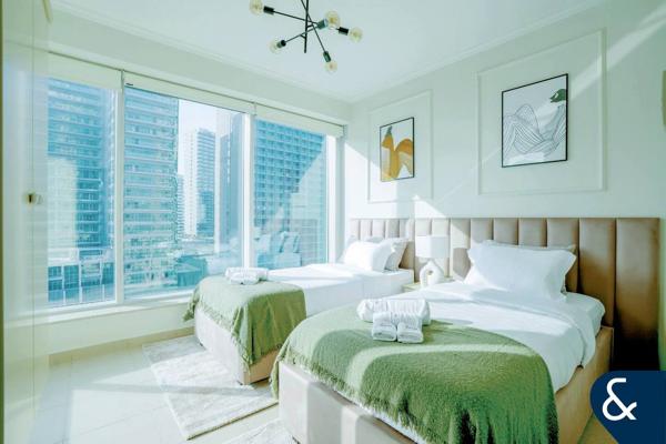 Upgraded | Large Layout | Vacant Now