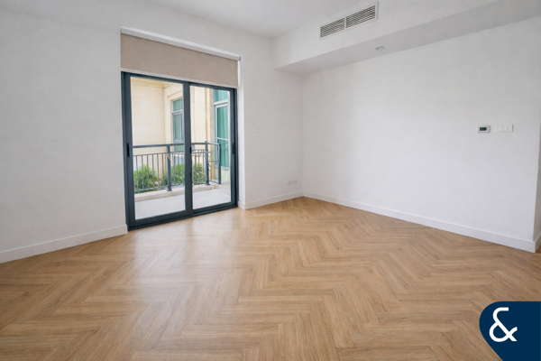 1 Bed + Study | Upgraded | Vacant Feb 10th