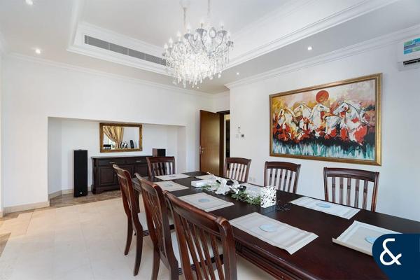 4-Bed Villa | Entertainment Foyer | Vacant