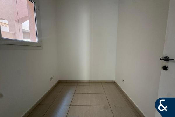 2 Bedroom | 4M | Well-Maintained | Vacant