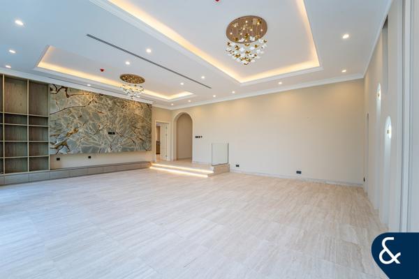 Fully Remodelled and Renovated Private Mansion - Private Pool