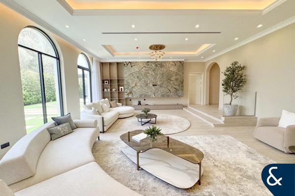 Fully Remodelled and Renovated Private Mansion - Private Pool