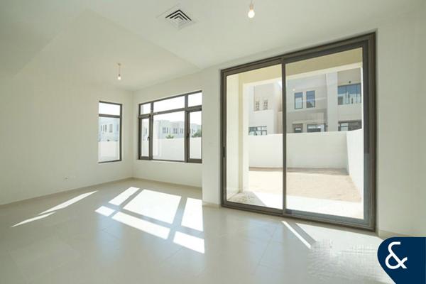 3 Bedrooms | Study | End Unit | VOT | 4 Bath