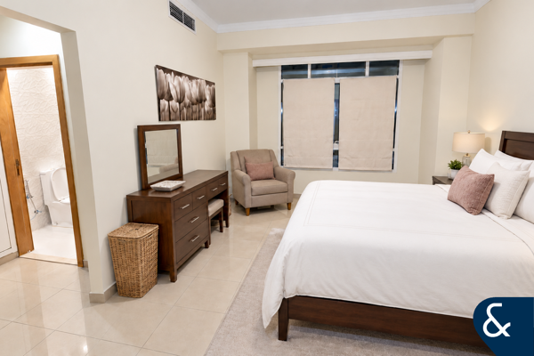 Huge Size | Sea Views | Vacant On Transfer