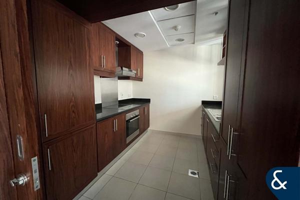 | Spacious | Unfurnished | Large-Layout |