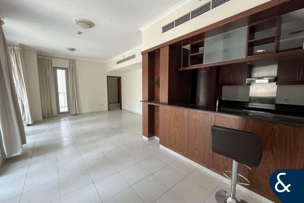 | Spacious | Unfurnished | Large-Layout |