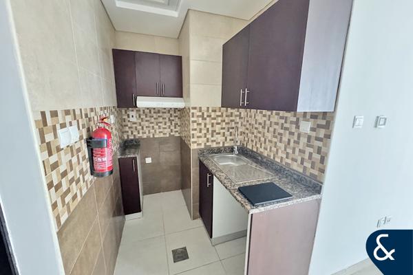 Best Location | High ROI | Studio |
