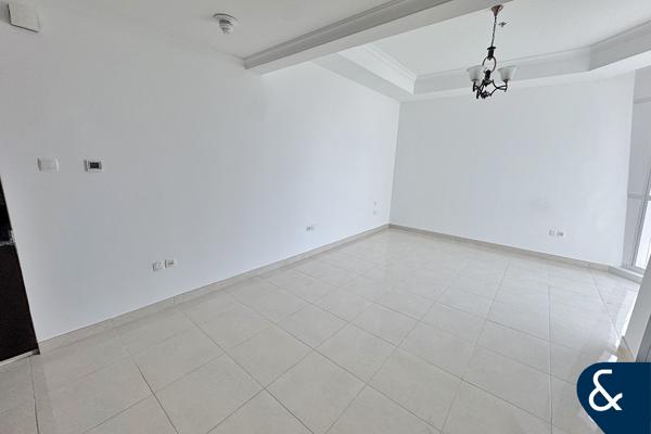 Best Location | High ROI | Studio |