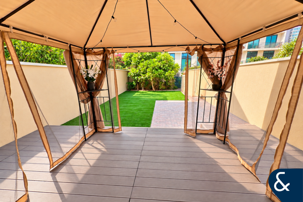 Vacant | 2 Beds | Great Price | Internal