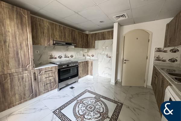 Type 3E | Back to Back | Vacant now