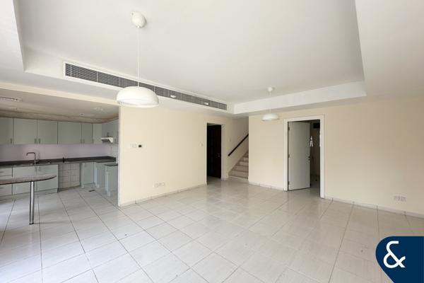 Lake View | Three Bedrooms | Single Row