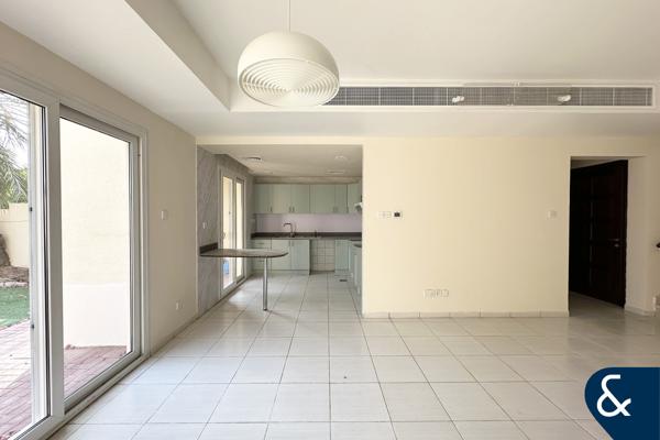 Lake View | Three Bedrooms | Single Row