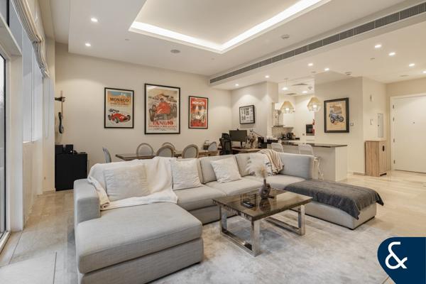 Upgraded l Garden l 3 Parking | 1 Bedroom