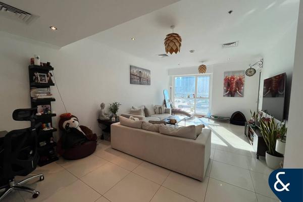 Exclusive | 1 Bedroom | Tenanted