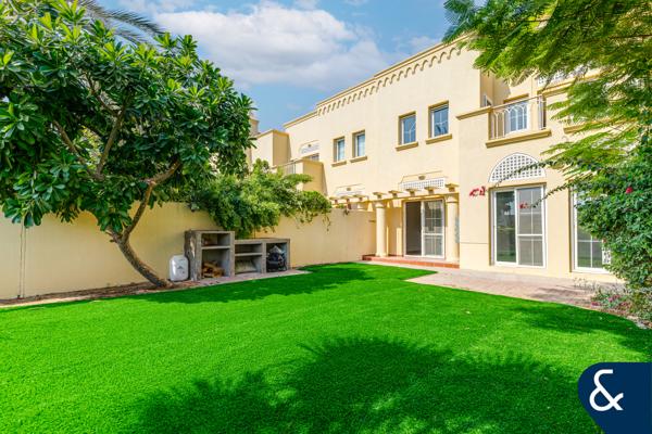 SPRINGS 2 | FULL LAKE VIEW 2M | RARE LOCATION