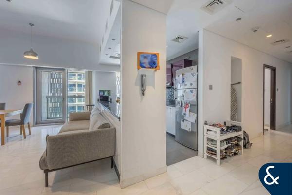 Marina View - Vacant On Transfer - Mid Floor