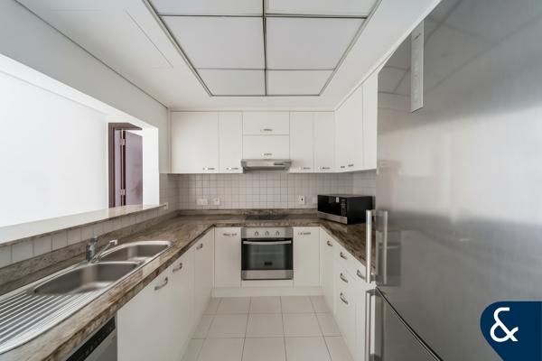 3 Bedroom | Marina Skyline View | Vacant Now