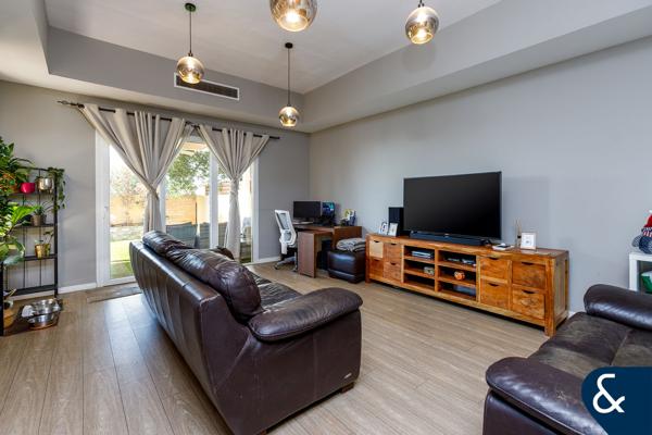 2 Bedrooms | Extended | Vacant On Transfer