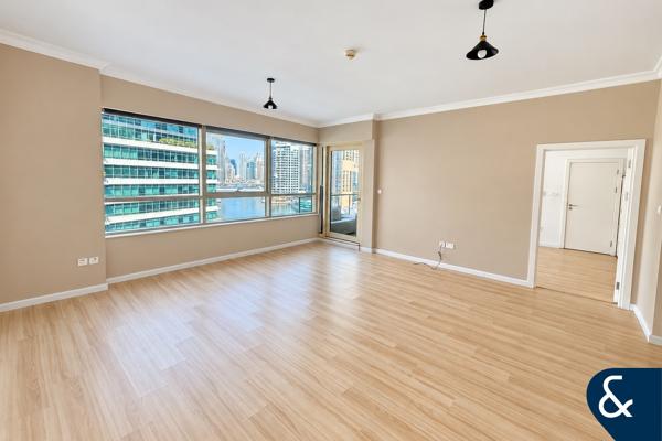 912 Sqft | Vacant on Transfer | Upgraded