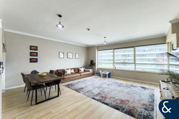 912 Sqft | Marina View | Upgraded Flooring