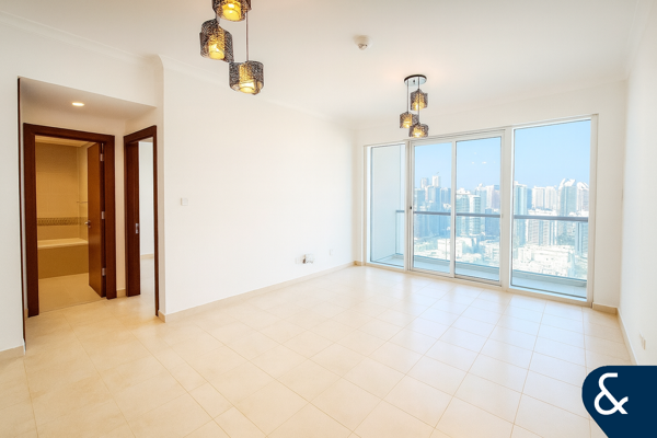 Exclusive | High floor | Full Canal View