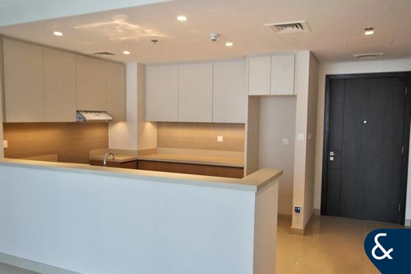 Corner Layout | 2 Bed | Great Investment