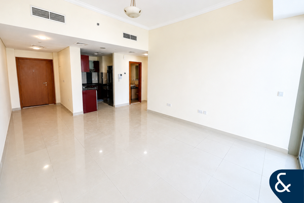 Vacant | Unfurnished | Skyline Views