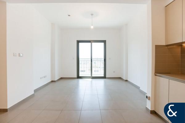 Townhouse View | Spacious | Available July