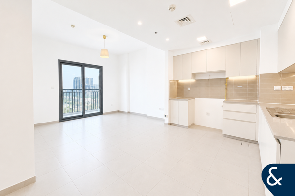 Vacant now | Townhouse views | Spacious