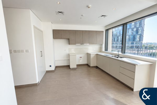 2 Bed | Best Priced Corner Unit | 2 Balconies