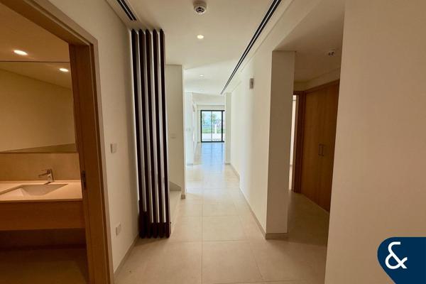 3 Bed Villa | Single Row | Upgraded