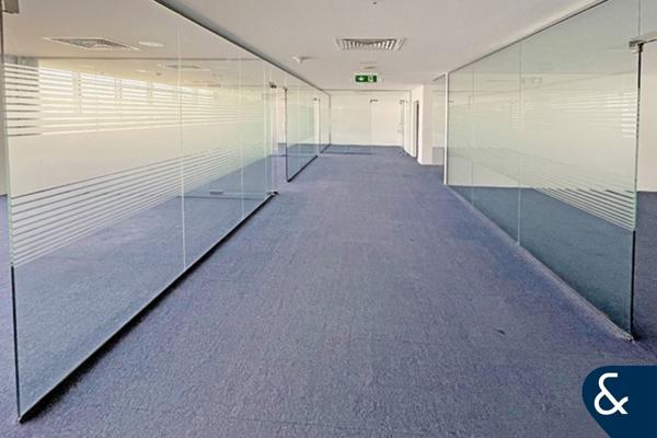 Islands View | Fully Fitted | 12 Parkings