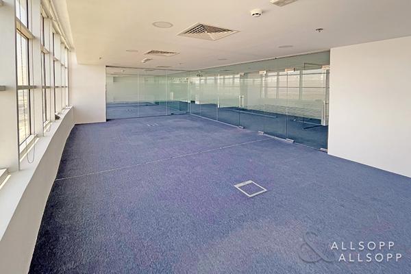 Islands View | Fully Fitted | 12 Parkings