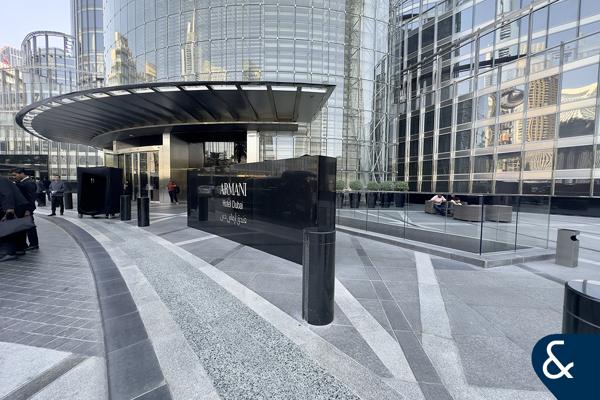 Burj Khalifa Area | Upgraded | Bath Tub