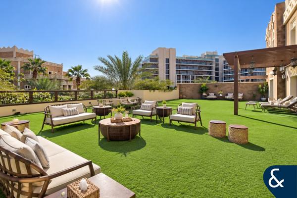 Palm View | 3 Bedroom | Large Terrace