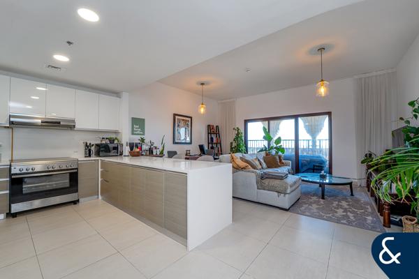 Exclusive | 2 Bed | Corner Unit | Golf Views