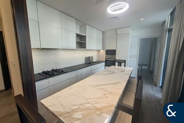 Ellington | Large Layout | Vacant