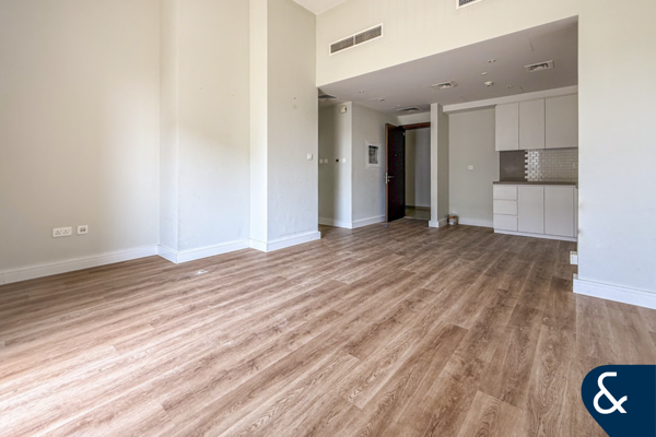 Park views | Vacant | Upgraded | 2 Beds