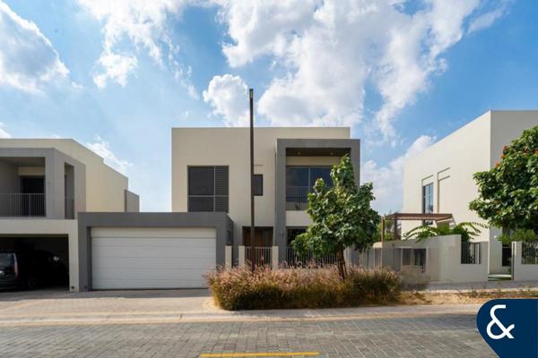 Vacant | Single Row | Big Plot | 4 Bedroom