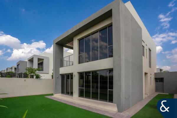 Vacant | Single Row | Big Plot | 4 Bedroom