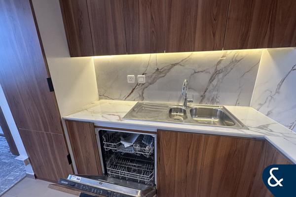 Upgraded | Vacant | Kitchen Appliances