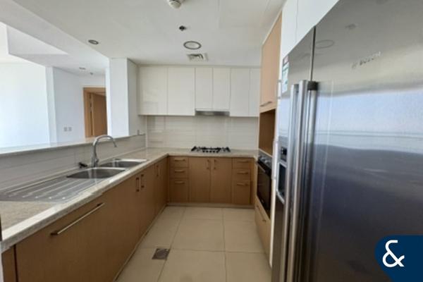 Large Balcony | Sea View | High floor