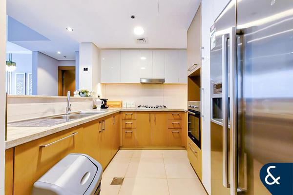 Large Balcony | Sea View | High floor