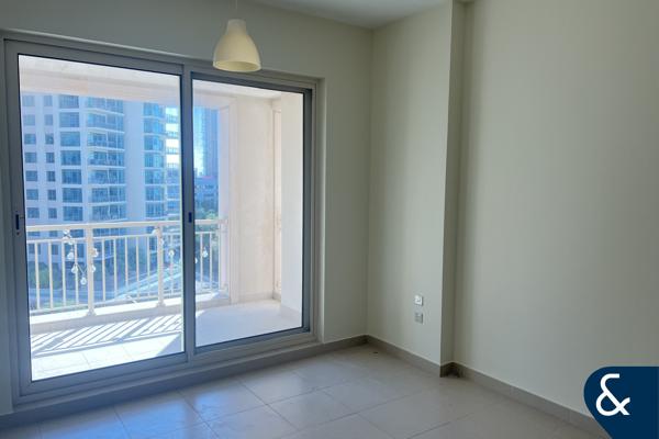 1 Bed | Tanaro | Chiller Free | Lake View